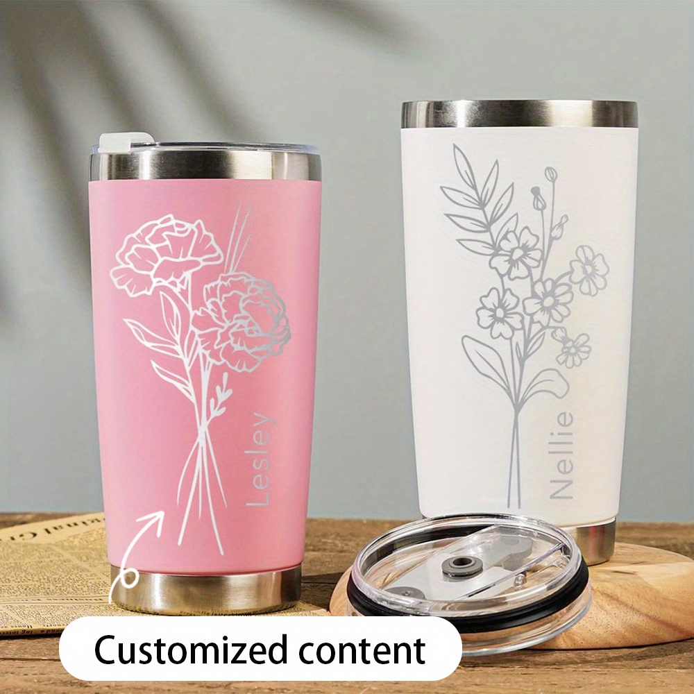 Coffee Tea Name - 名前入りカーネーション柄の20オンスステンレス製タンブラー。スライド式の蓋が付いており、真空断熱構造で、車内での使用に最適なトラベルコーヒーマグ。