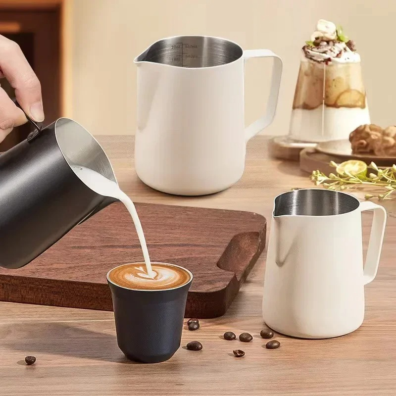 Barista Milk Jug - コーヒーミルク泡立てピッチャージャグ 350/600ML 304 ステンレス鋼精密スケールラテバリスタプロフェッショナル高品質カフェ用品