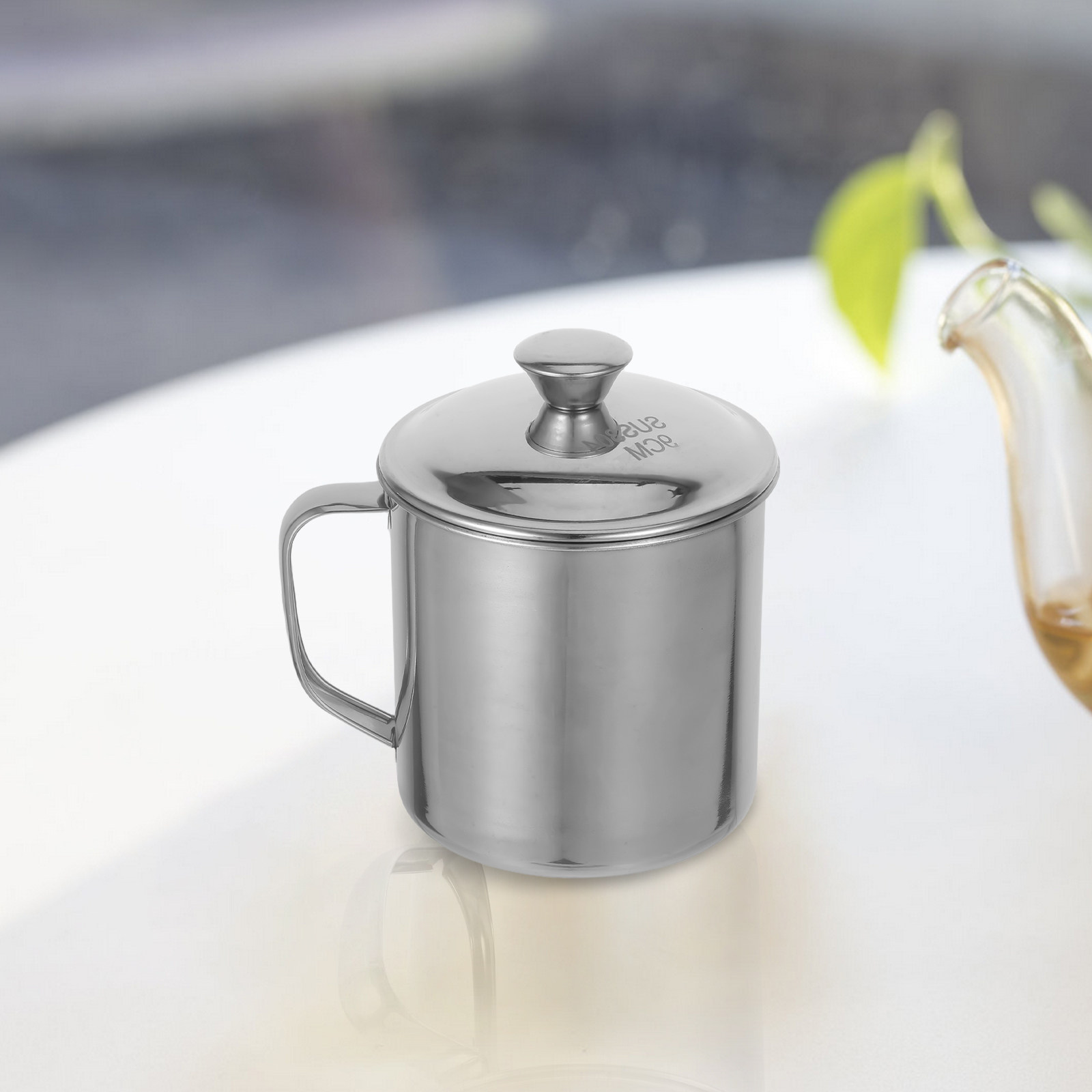 蓋付きのステンレス製カップ。繰り返し使用可能。コーヒー、お茶 - Coffee Tea & Jane のレビューと価格