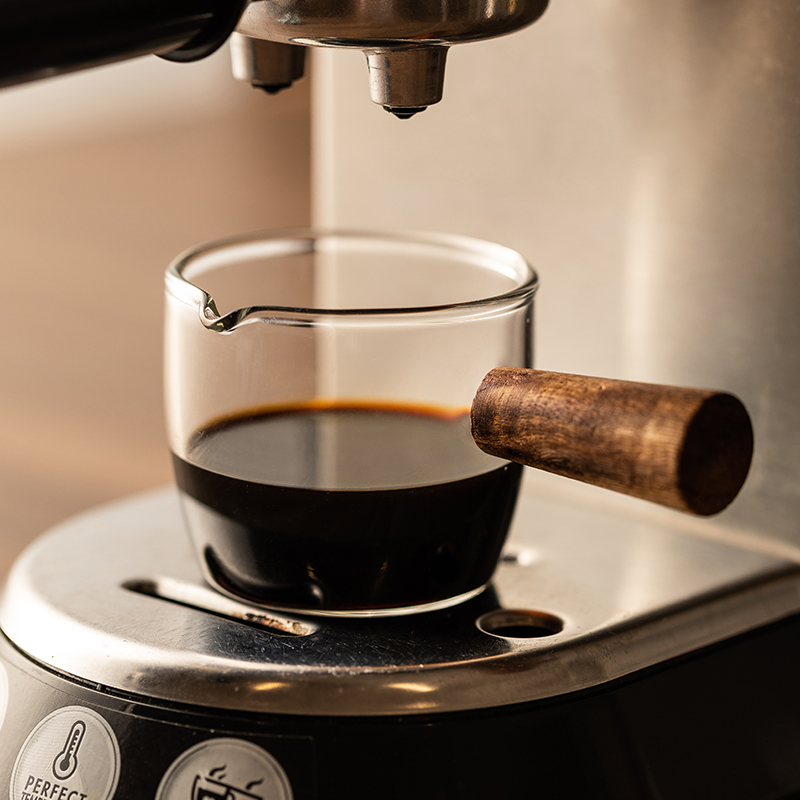 50-250 ミリリットル木製ハンドルガラスエスプレッソ計量 - Barista Milk Jug のレビューと価格